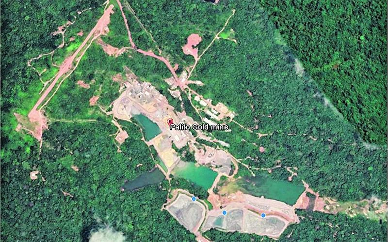 Vista aérea da mina de mineração explorada pela empresa Serabi.