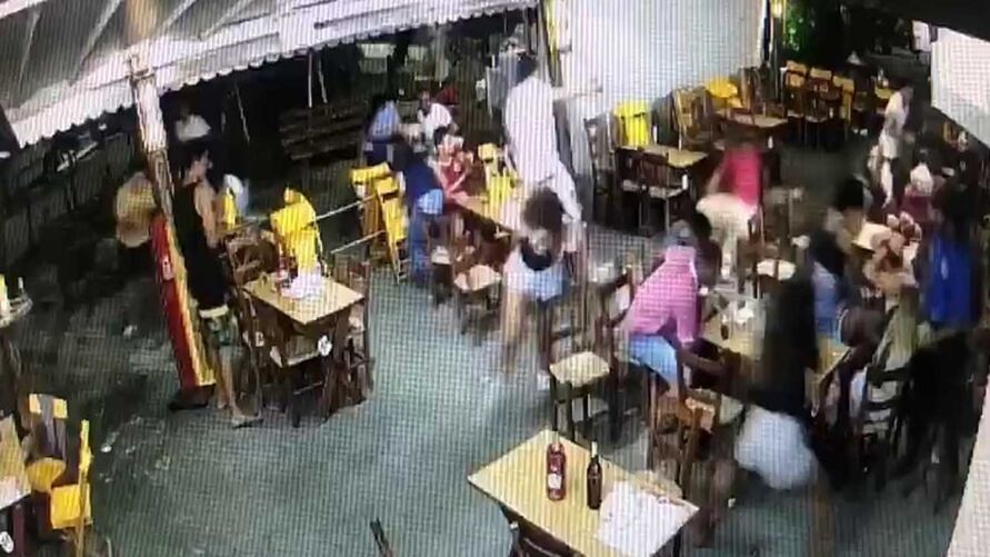 Advogado mata barbeiro em bar após mexer com a esposa da vítima; veja o  vídeo! - Diário Online - Portal de Notícias