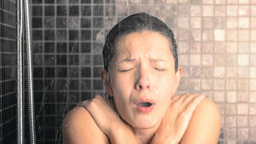 Veja 5 motivos para você começar a tomar banho frio - Diário ...